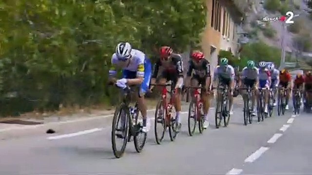 C'est une question con ! : Thomas Voeckler recadre Alexandre Pasteur durant le Tour de France