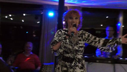 „Showcase Night“ mit SARAH LAUX  auf der MS Joy am 22.08.2020