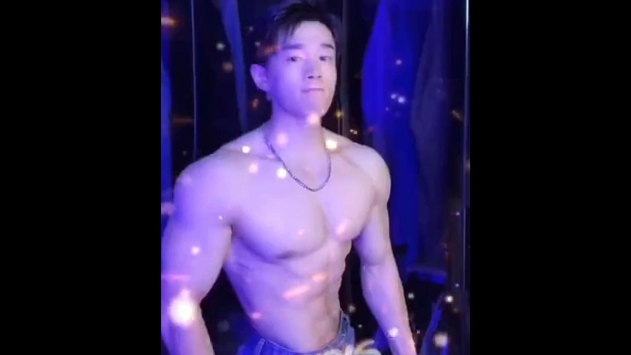 ハンサムな男のスポーツ - กีฬาบอยสุดฮอต - TRAI ĐẸP THỂ THAO