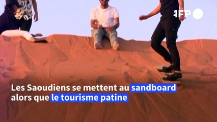 Le sandboarding stimule le tourisme local saoudien par temps de pandémie