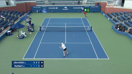 Le point du jour : L'énorme coup droit gagnant de Matteo Berrettini à côté du filet