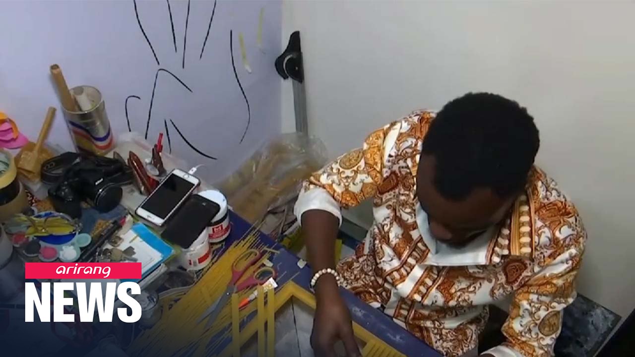 Nigerian sculptor recreates global landmarks using strands of spaghetti