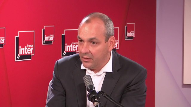 Laurent Berger : Augmenter le temps de travail à l'heure où 700 000 jeunes arrivent sur le marché du travail, et qu'il va y avoir des centaines de milliers de chômeurs, c'est débile et idéologique
