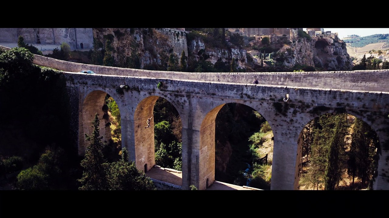 Mourir peut attendre (No Time To Die) - Bande annonce officielle
