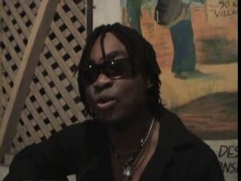 Mayi ya sika Olivier chant Faux Chretien {Temp present}