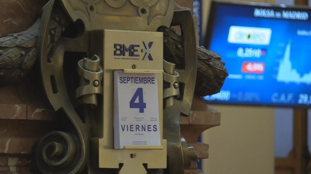 El Ibex 35 sube más del 1,5 % tras conocerse la posible fusión entre Caixabank y Bankia