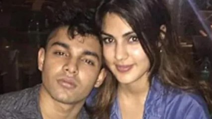 Did Showik Chakraborty doing drug business?