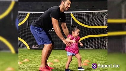 Abrazando a su hijo, Andrea Tovar recibió su mejor regalo de cumpleaños