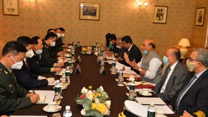 Download Video: Rajnath Singh meets Chinese defence minister in Moscow amid Ladakh standoff