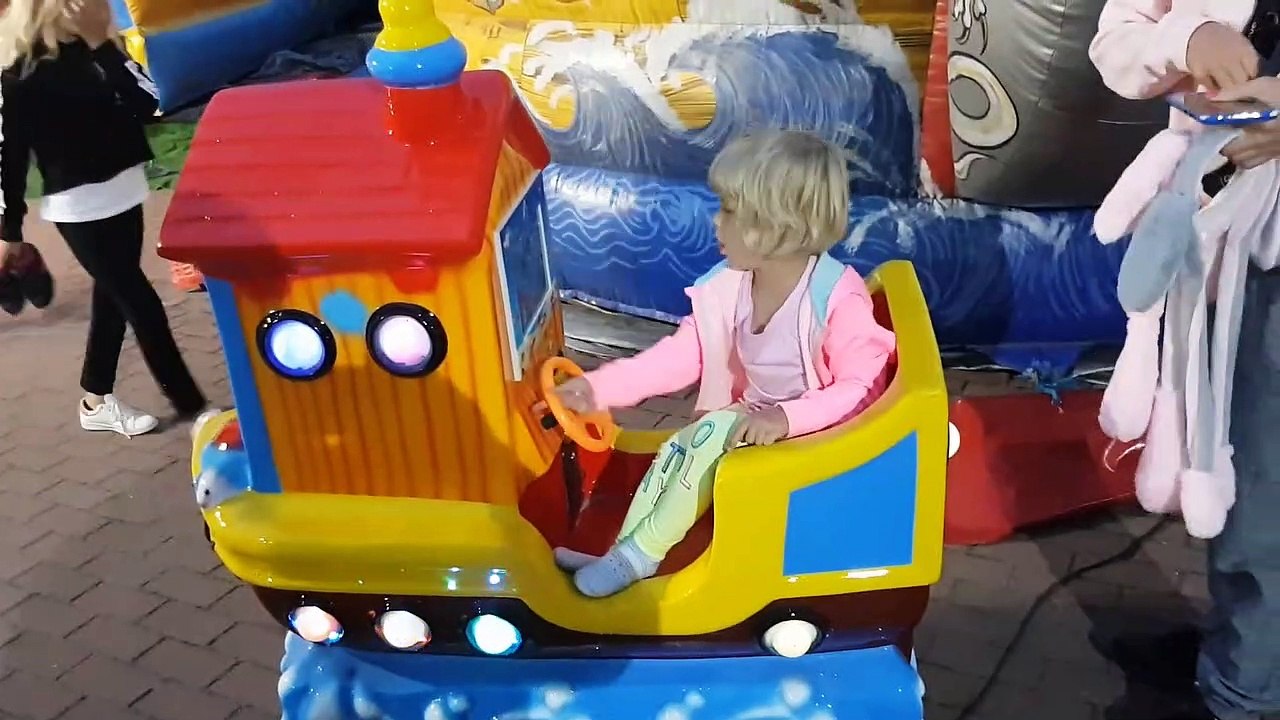 João Paulo de Carvalho Lofiego Brincando no Trenzinho
