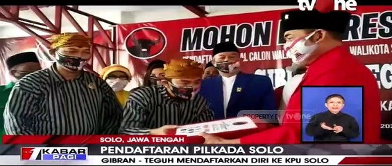Pilkada Solo, Gibran dan Teguh Mengendarai Sepeda