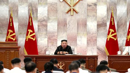 北 김정은, 당 중앙군사위 확대회의 "태풍 피해로 연말 목표 전면적 변경" / YTN