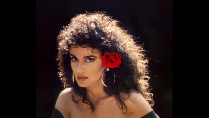 Ayşegül Aldinç - Gülbeyaz