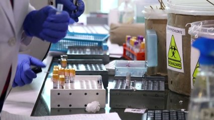 AstraZeneca interrompe testes clínicos de vacina contra Covid19