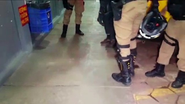 Durante fiscalização na Avenida Brasil, jovem é detido com moto furtada