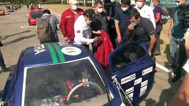 Üniversite öğrencileri tasarladıkları araçlarla TEKNOFEST’te yarıştı