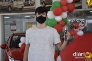 Dical Fiat entrega carro a ganhador de sorteio realizado pelo cantor Wesley Safadão