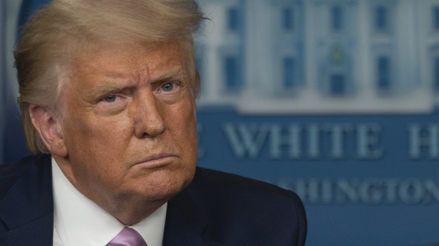 Trump, Once Again, Criminally Encourages Supporters To Commit Felony