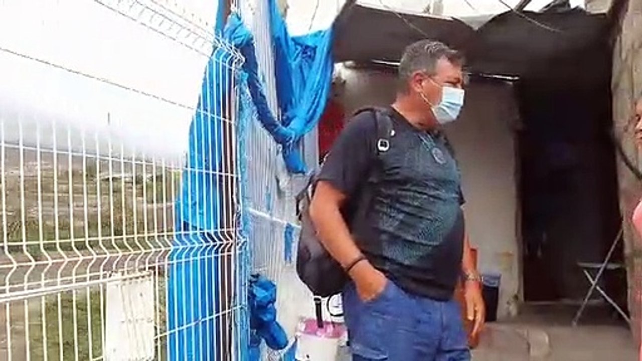 Tamara, con dos hijos, vive entre ratas y lagartos en Güímar