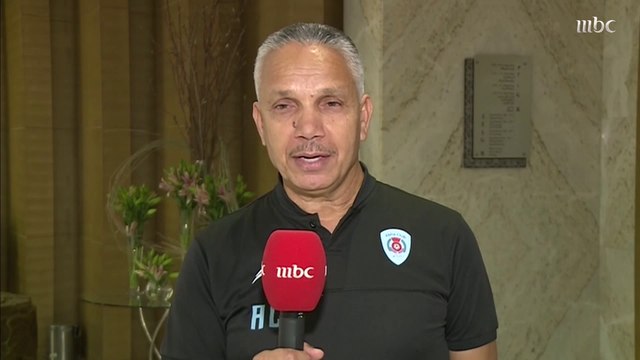 التونسي عبد الرزاق الشابي مدرب أبها يختار مهنة كان يحلم بالعمل بها بعيداً عن الرياضة