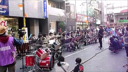 高円寺フェス2015　杉並学院吹奏楽部　1.ムーン・ライト・セレナーデ　美人女子高生のMCあり
