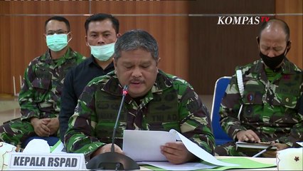 Descargar video: Luka 3 Polisi Korban Penyerangan Polsek Ciracas oleh Oknum TNI