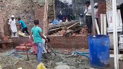 अमरोहा: मंदिर की संपत्ति पर सत्ताधारी पार्टी के नेता करा रहे कब्जा