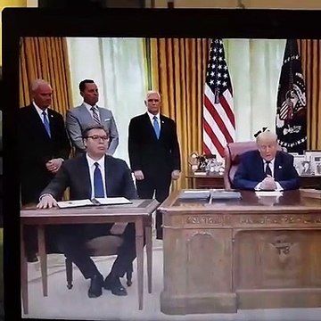 Vucic'in yüz ifadesi sosyal medyanın gündeminde: 'Kudüs maddesini fark etmemiş'