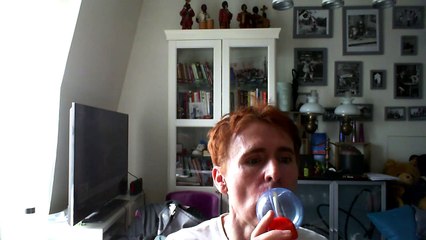 Wiwi égratigne "rock'n'roll high school"