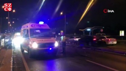 Direksiyon hakimiyetini kaybetti, karşı şeride uçtu, 3 araç birbirine girdi
