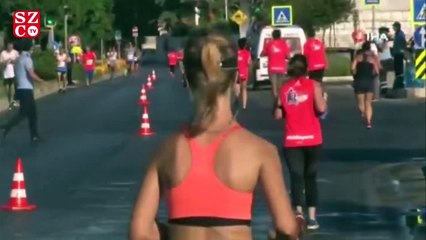 8. İzmir Yarı Maratonu başladı