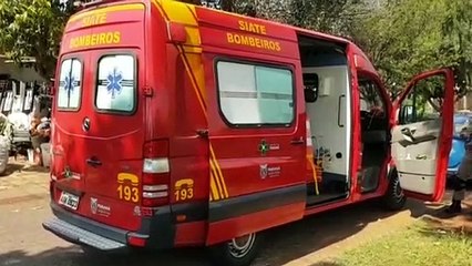 Criança sofre corte na perna em área onde são armazenados recicláveis