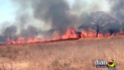 Incêndio no Sítio Caraíbas em São João do Rio do Peixe
