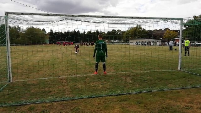 Séance de tir au but: 3eme tir de L' AFC