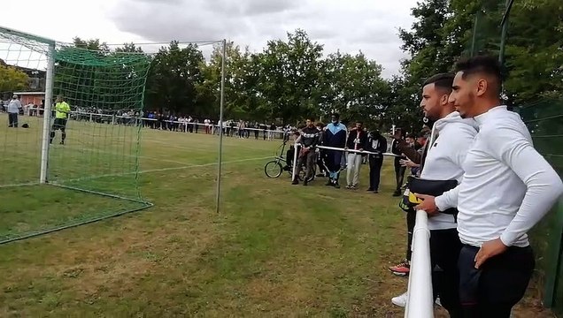 Séance de tir au but: 4eme tir de L' AFC