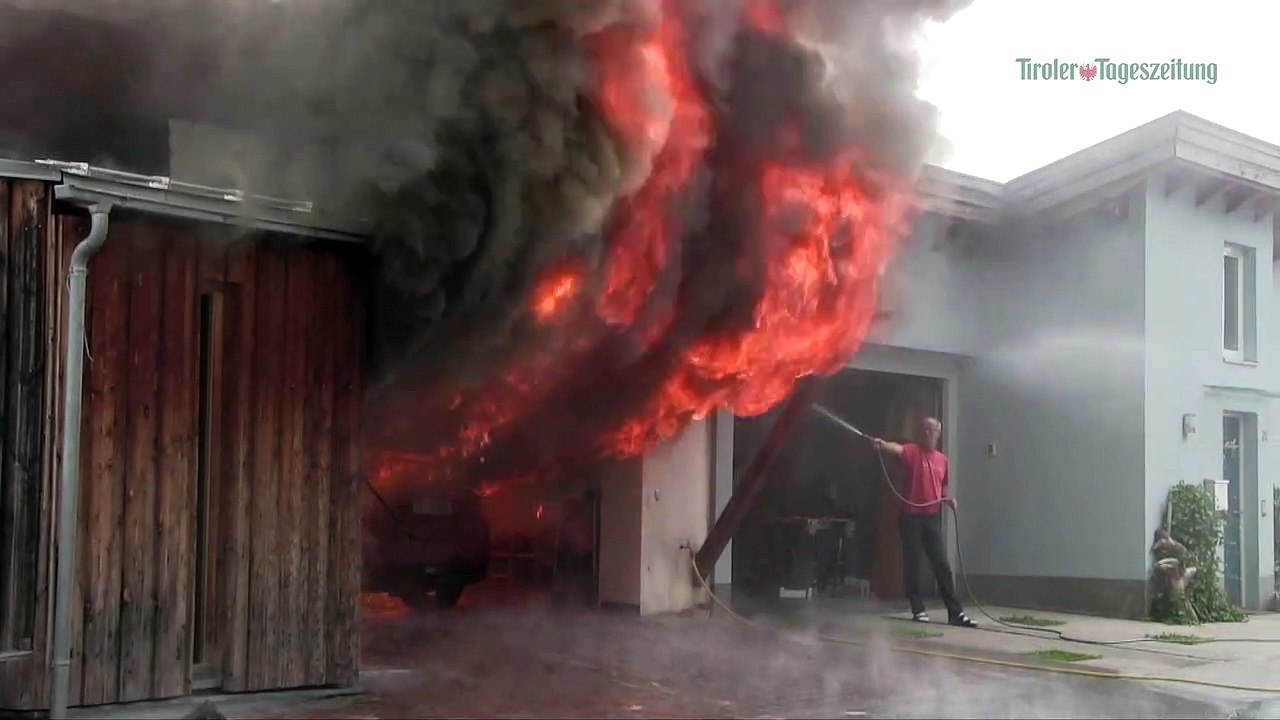 Garage in Wattenberg brannte: Feuerwehr konnte Übergreifen verhindern