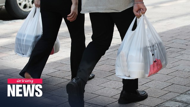 Rising number of office workers in S. Korea ordering delivery and takeouts for lunch