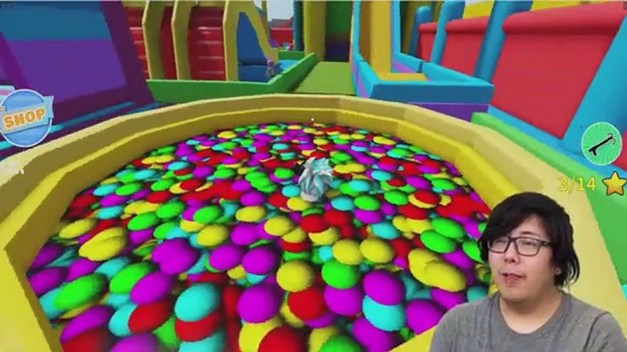RYAN IN THE GIANT INFLATABLE BOUNCY CASTLE IN ROBLOX! Let’s Play with Ryan’s Daddy
