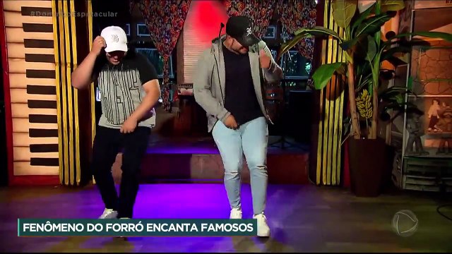 Conheça a dupla de forró que conquistou milhões de brasileiros e diversos famosos.