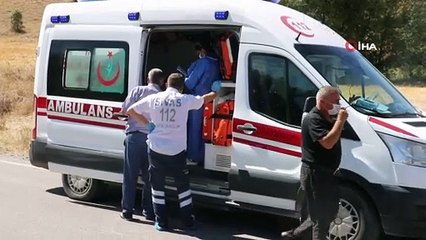 İki otomobil çarpıştı: 1'i ağır 6 yaralı