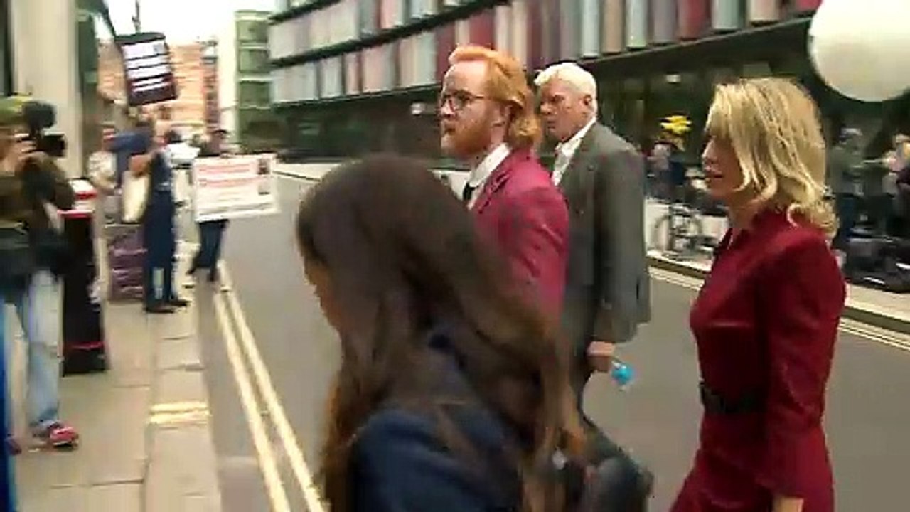 Julian Assange’s fiancée arrives for extradition hearing