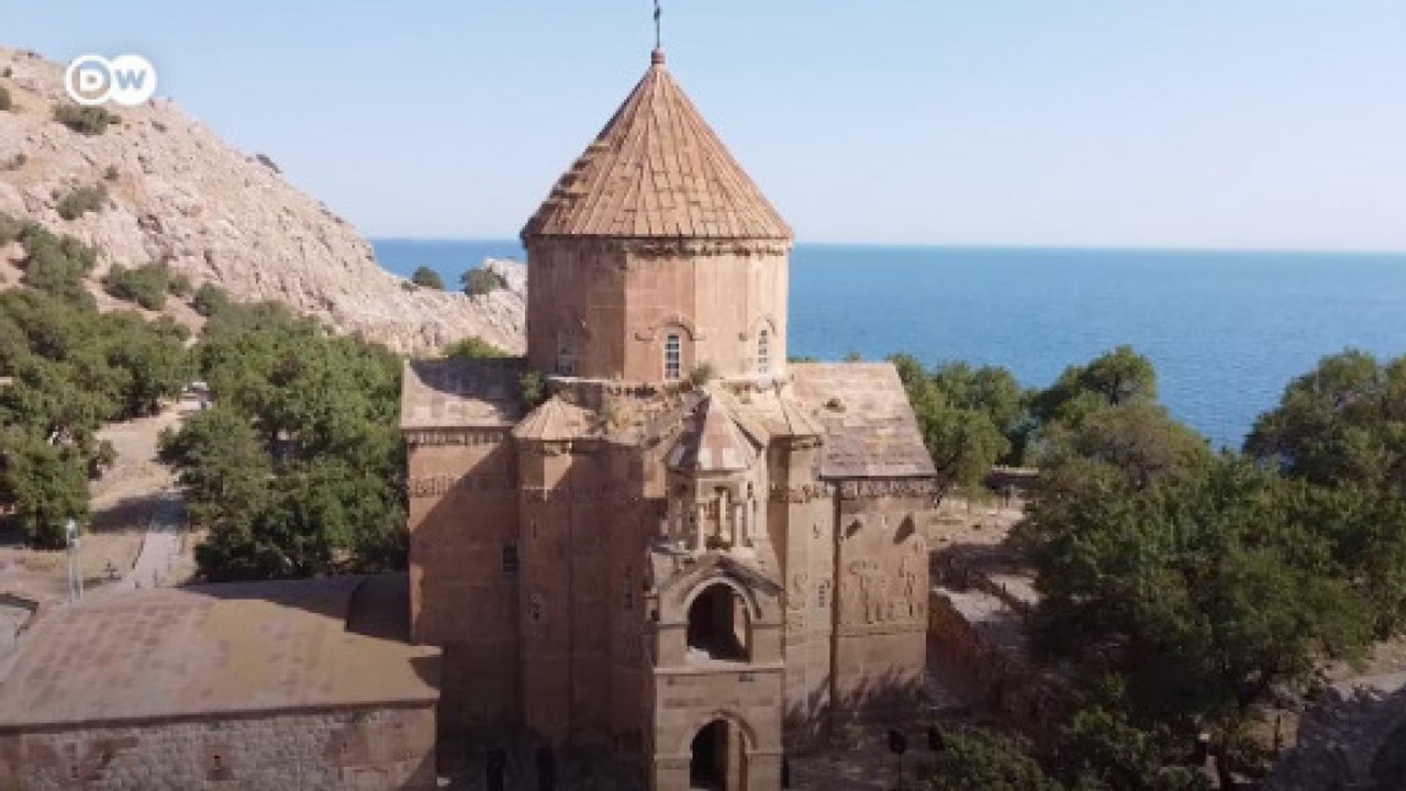 Türkiye Ermenileri Patriği: Mutlu ülkelerin en önemli özelliği ibadet özgürlüğüdür