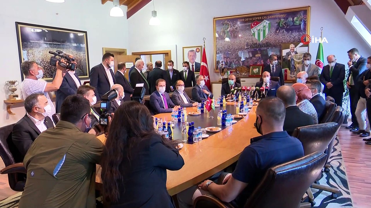 Alinur Aktaş: 'Bursaspor hepimiz için değerli ve önemli'