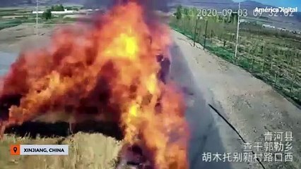 Hombre conduce camión en llamas para alejarlo de una aldea en China