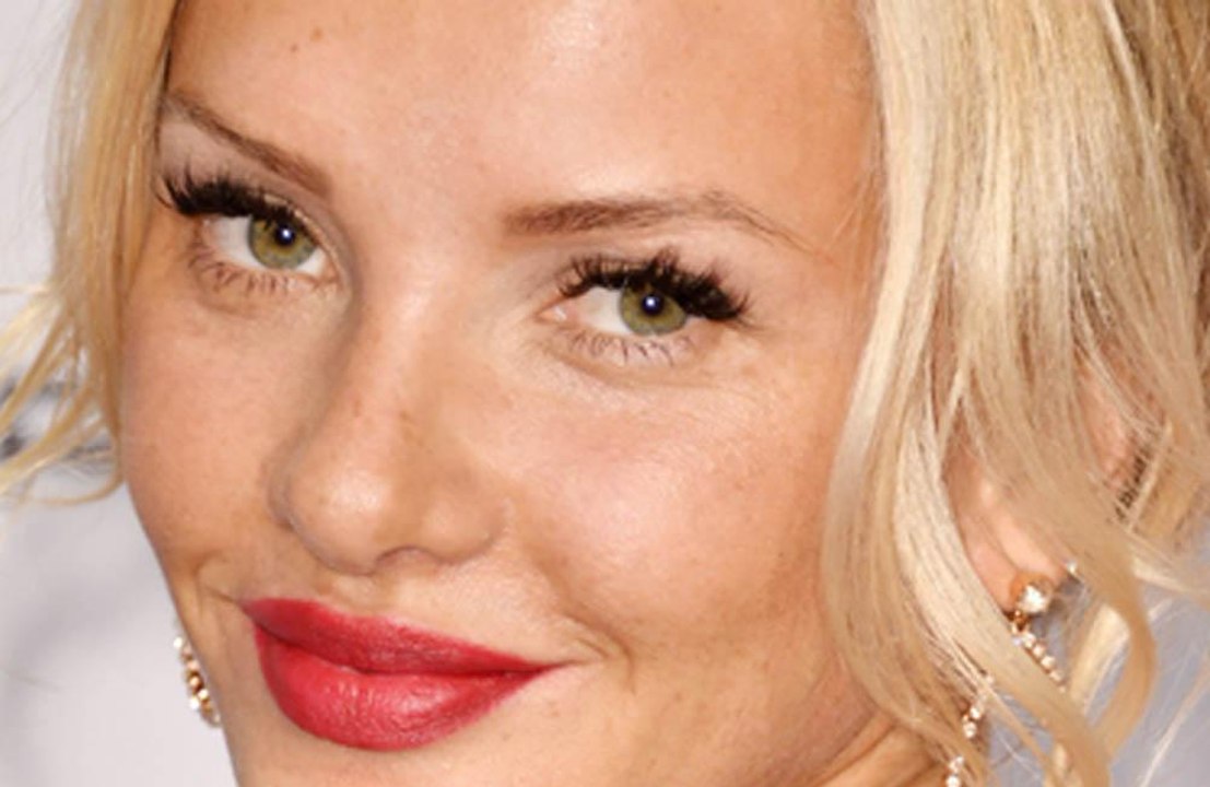 Evelyn Burdecki: Der Damenbart muss ab!