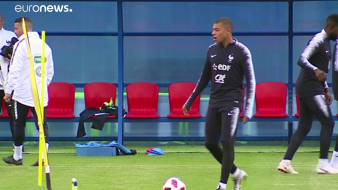 Au revoir, Les Bleus - Mbappé positiv getestet