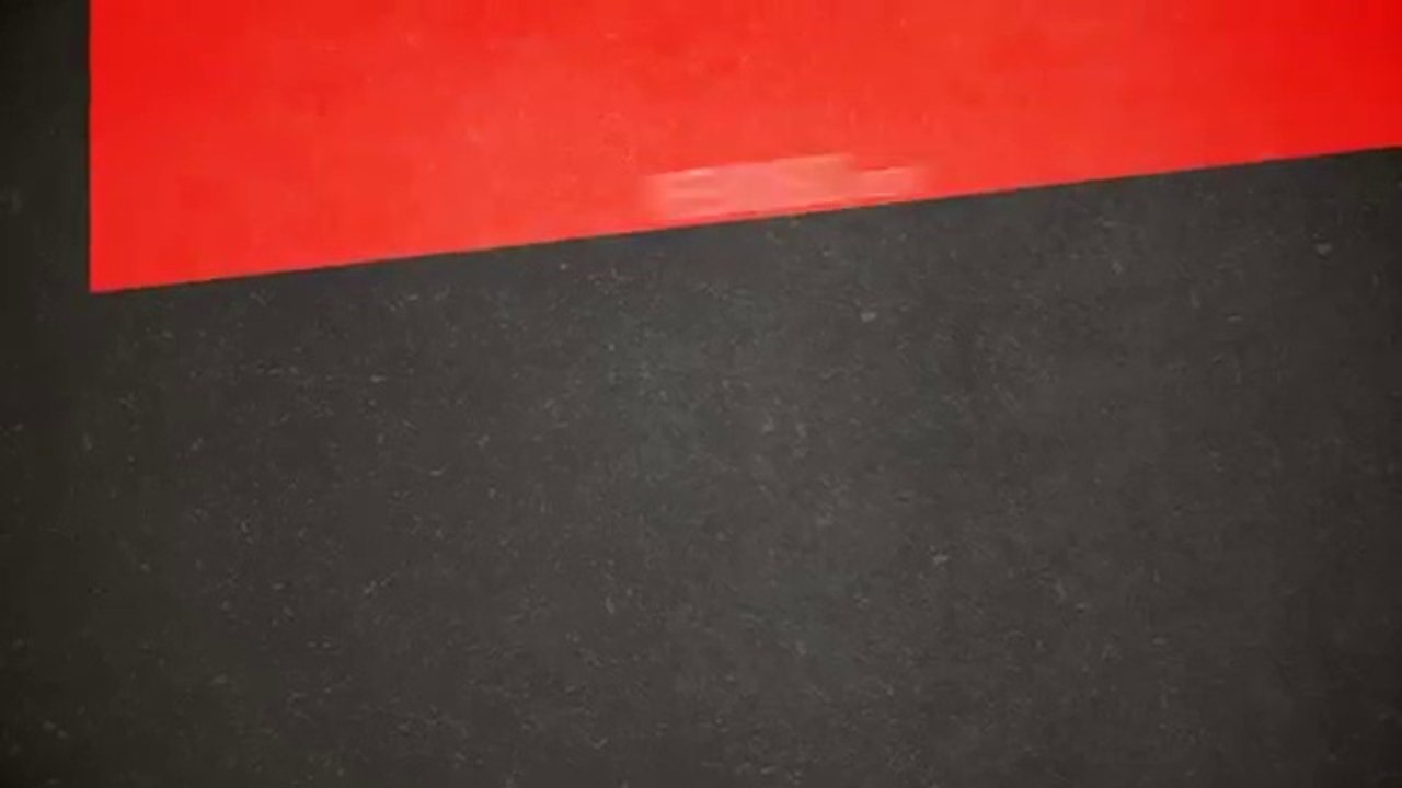 Soccer_Football_Juggling_Tutorial_-_The_Basics
