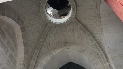 Dépose d’une cloche de l’église de Saint-Viaud
