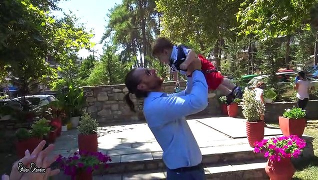 Βάπτιση στο εκκλησάκι της Παναγίας στη Νέα Πέραμο - Φώτο Καπάιος