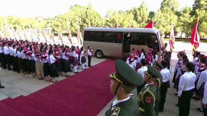 시진핑 "중국, 큰 노력으로 코로나19 전쟁서 전략적 성과 거둬" / YTN